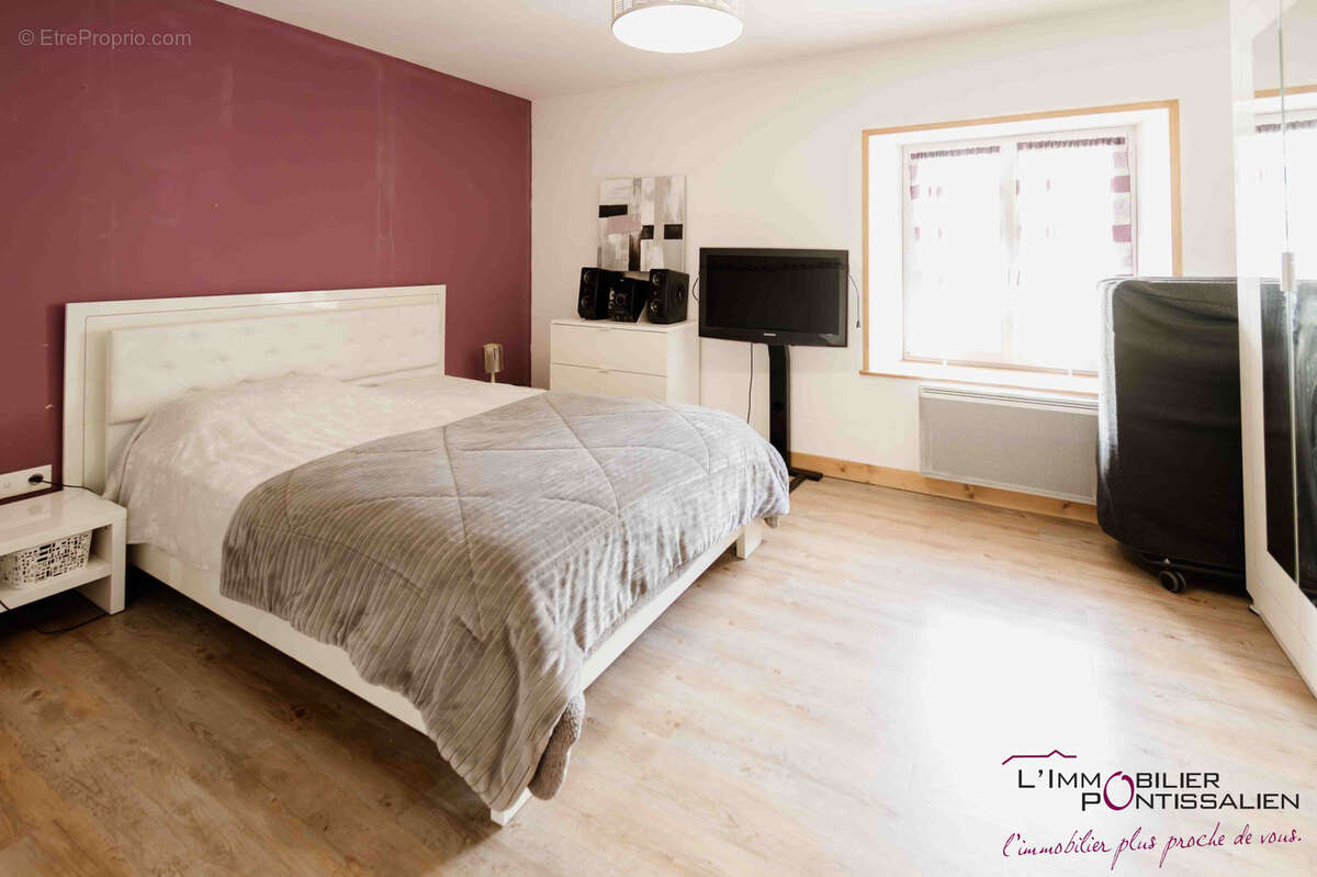 Appartement à JOUGNE