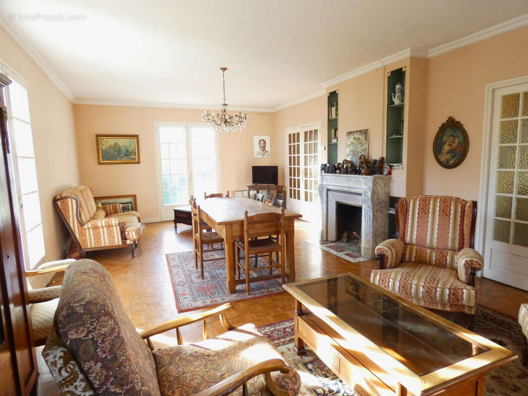 Maison à CHANCELADE