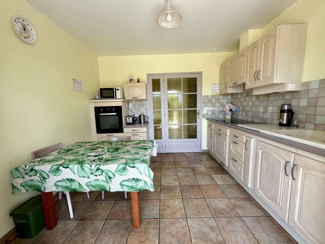 Maison 131 m² à Parentis-En-Born  - photo 6