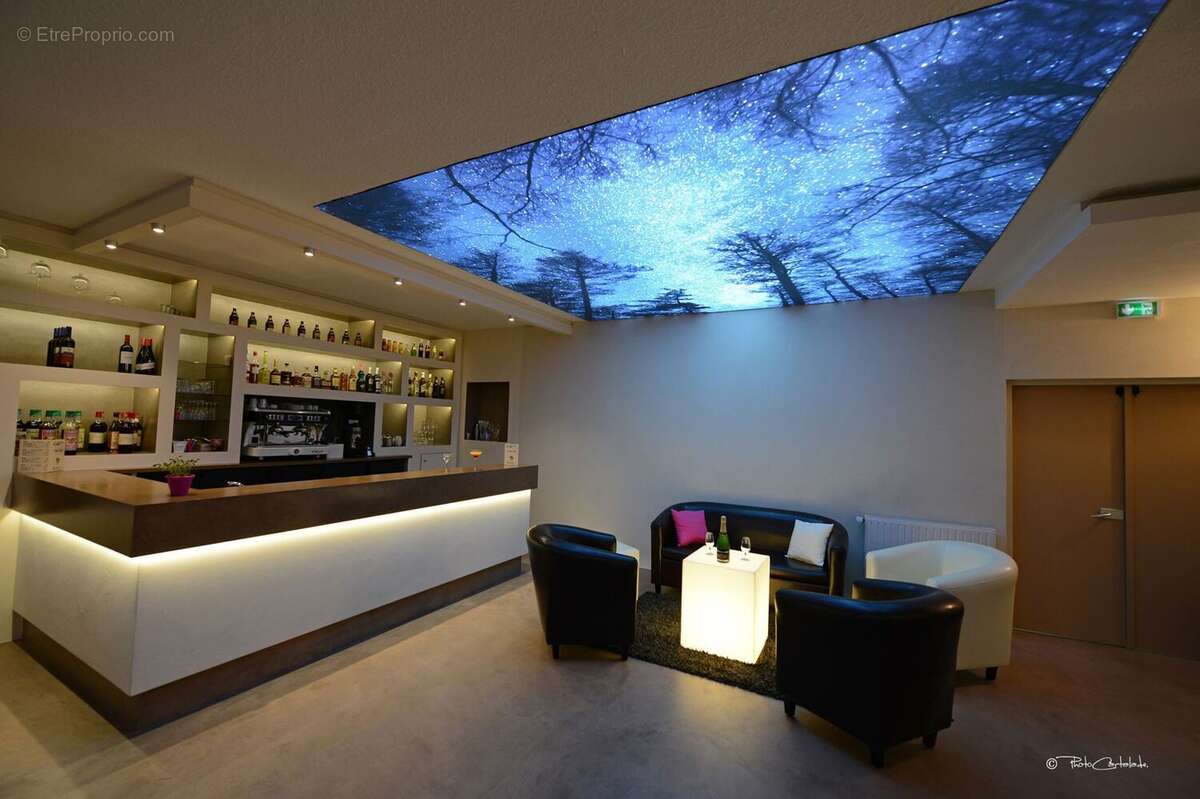 Commerce à SAINT-CHELY-D&#039;APCHER