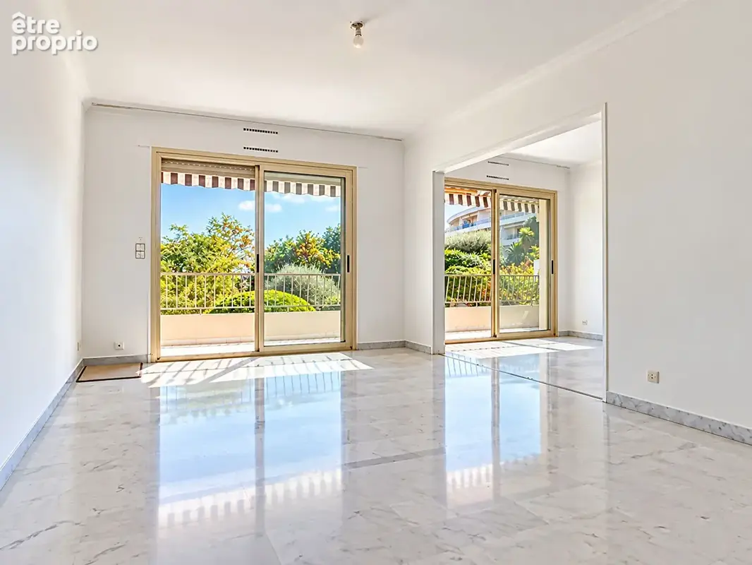 A vendre - Appartement Grasse 4/5 pièces de 92 m² avec terrasse et cave - photo 5