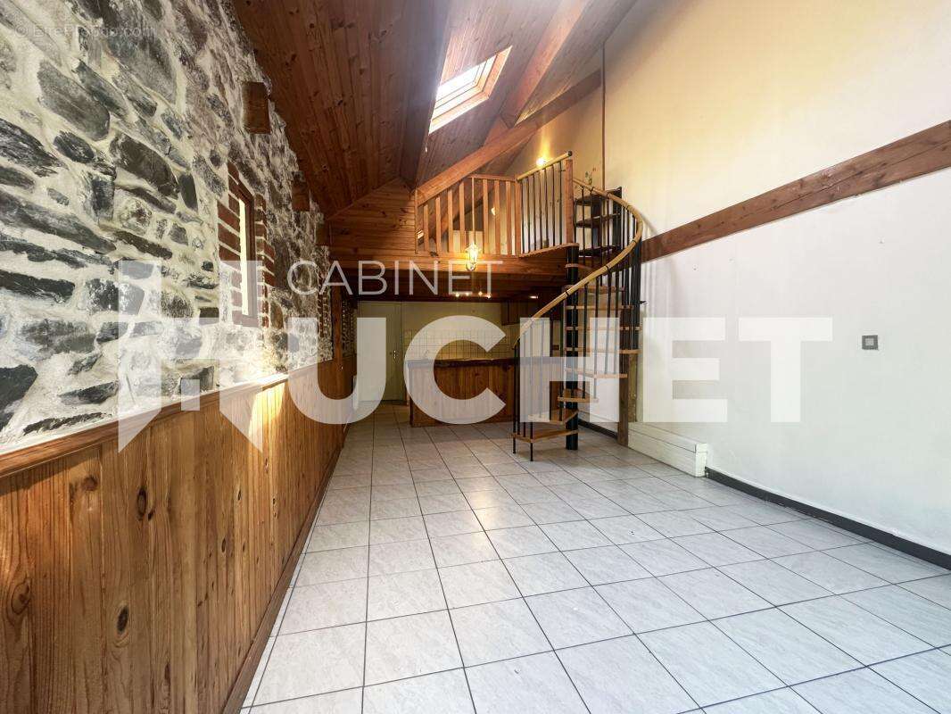 Appartement à BRICQUEVILLE-SUR-MER