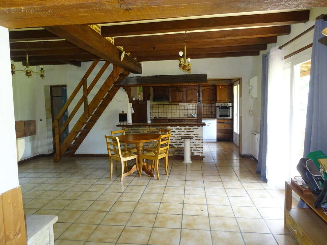 Maison à BARLIEU
