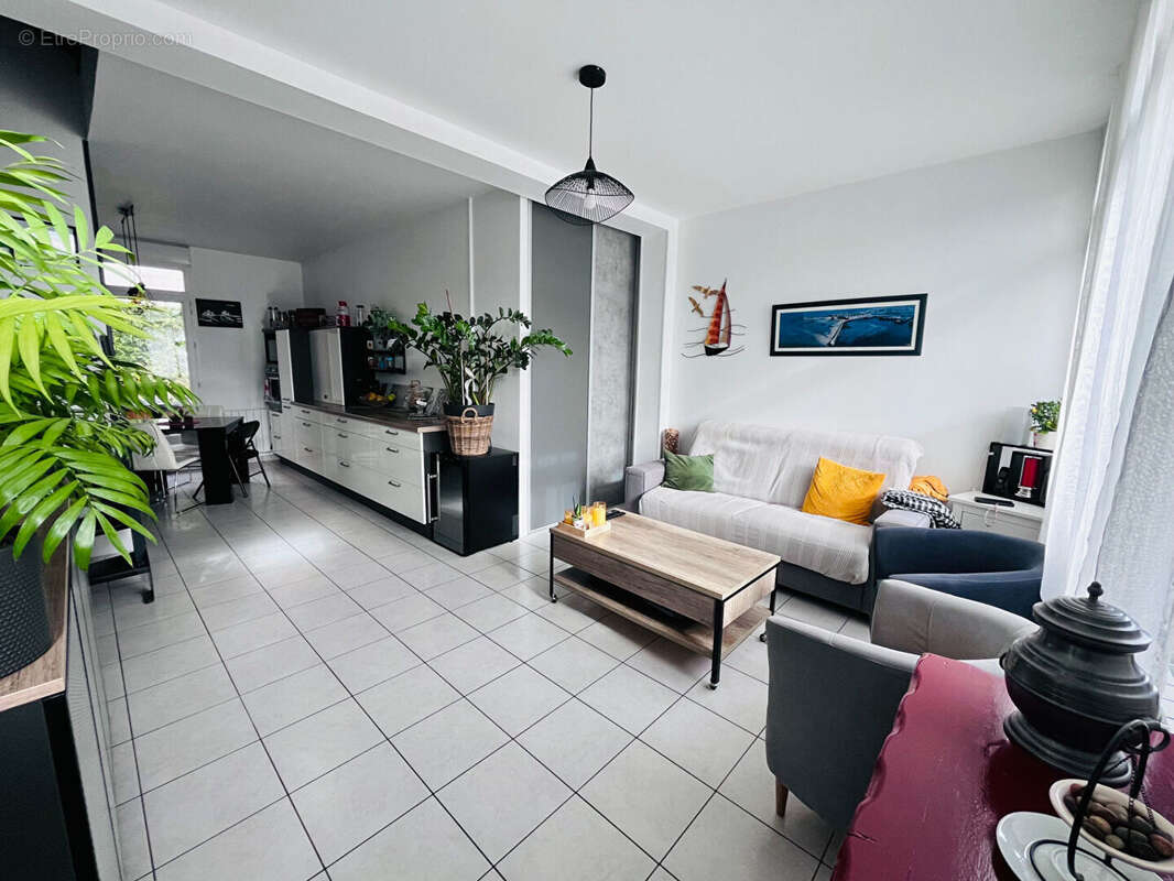 Appartement à LA GOUESNIERE