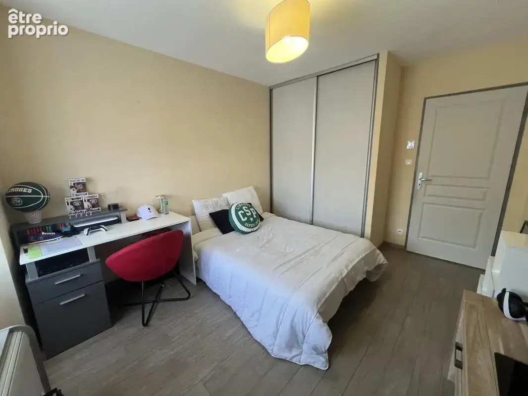 Maison 5 pièces 138 m² à vendre à Chabanais (16150) - photo 7