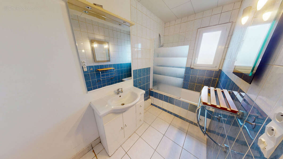 Appartement à FLEURY-SUR-ORNE