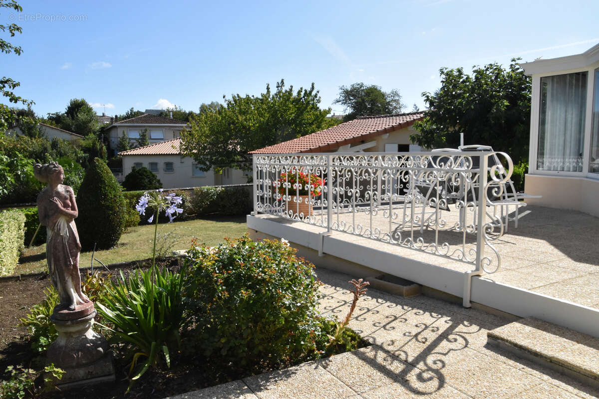Maison L Isle D Espagnac 5 pièce(s) - photo 4