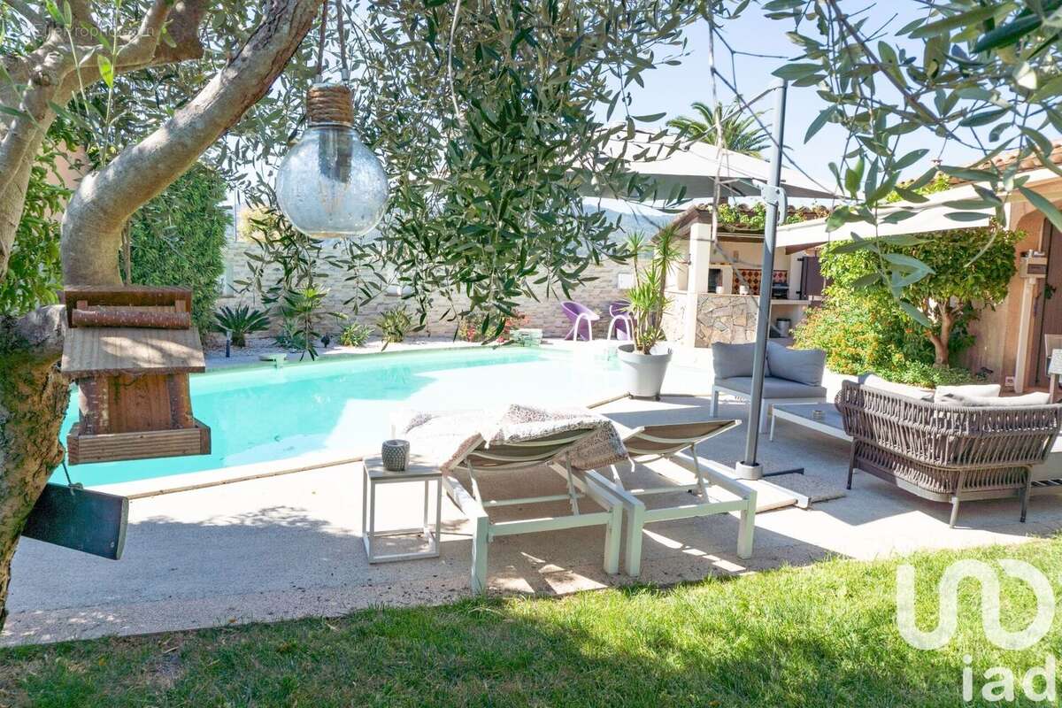 Photo 6 - Maison à LA ROQUETTE-SUR-SIAGNE