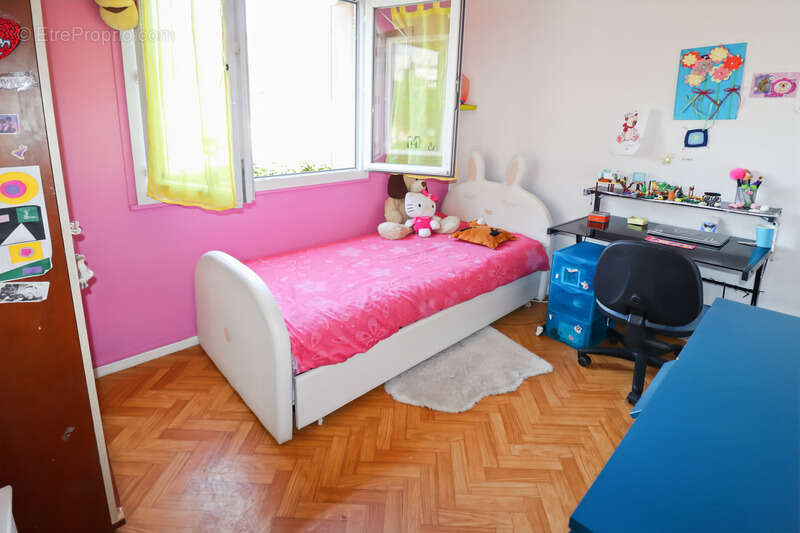 Appartement à FONTAINE