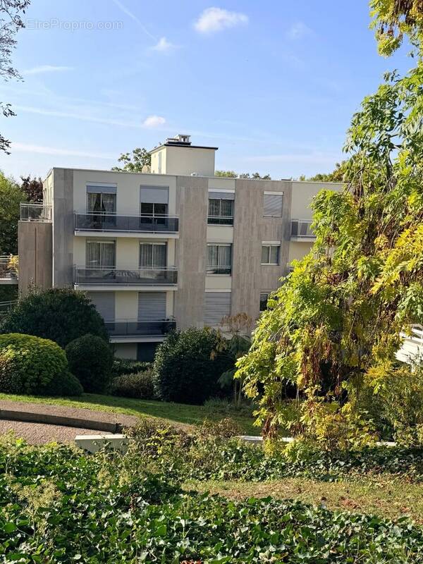 Appartement à LE RAINCY