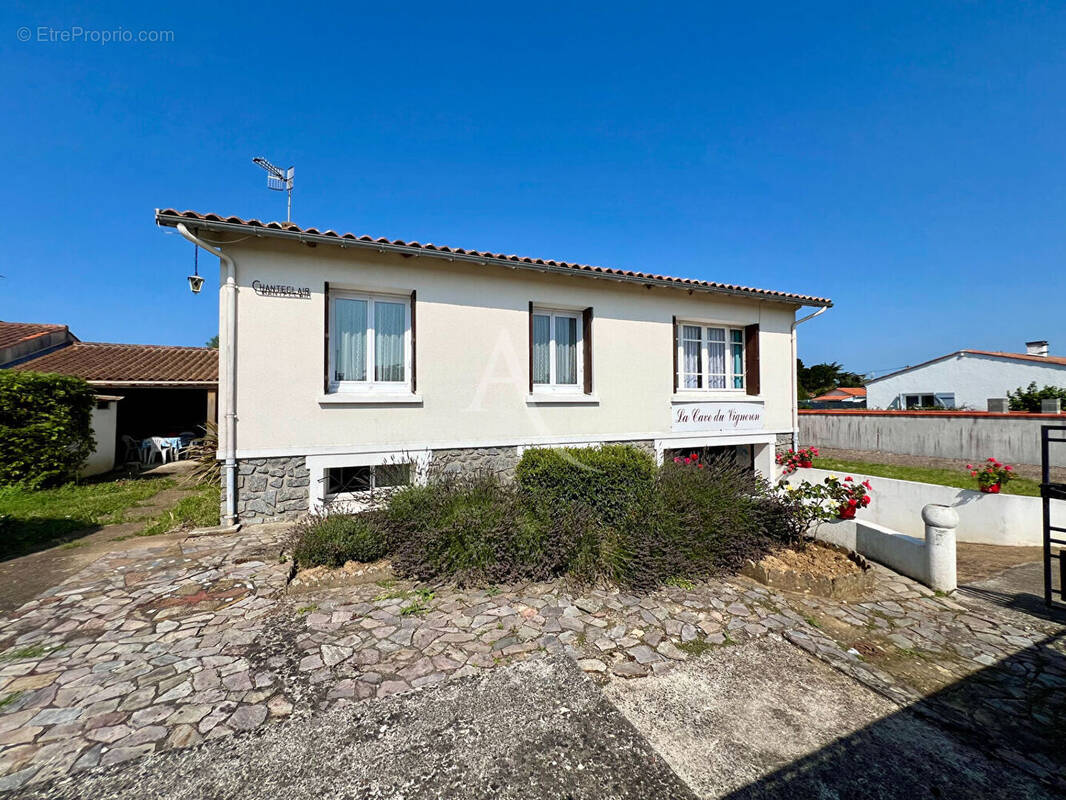 Maison à LONGEVILLE-SUR-MER