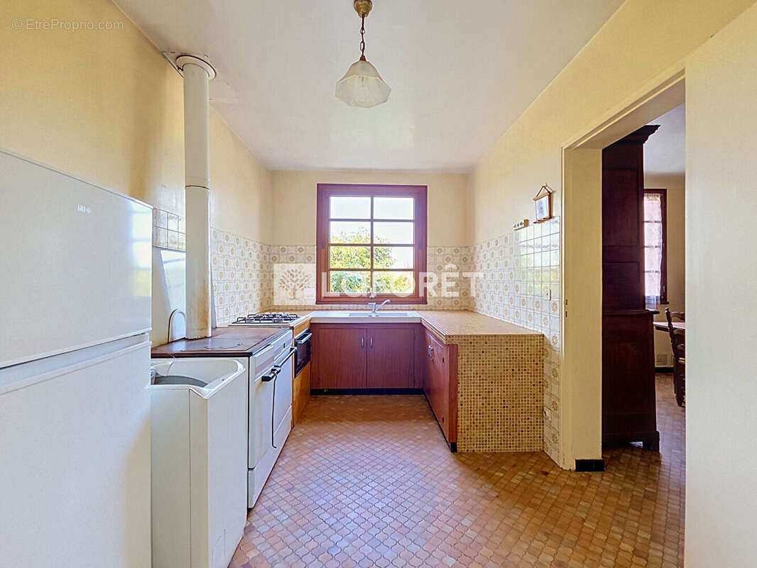 Maison de plain pied Proche Orthez 6 pièce(s) 124m² - photo 9