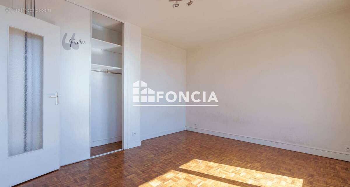 Appartement à TALANT