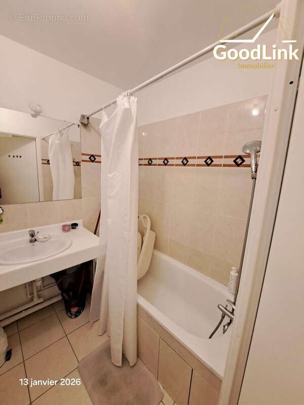 Appartement à SAVIGNY-LE-TEMPLE