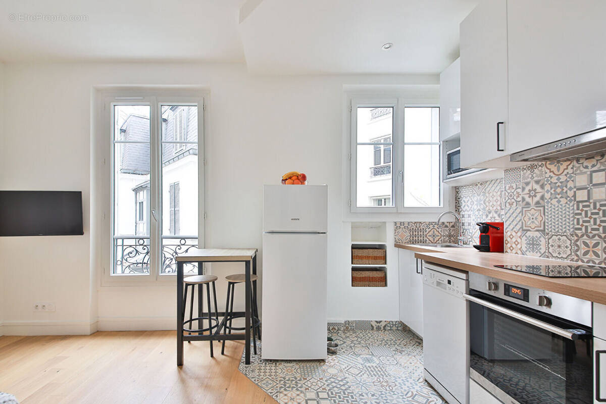 Appartement à PARIS-15E