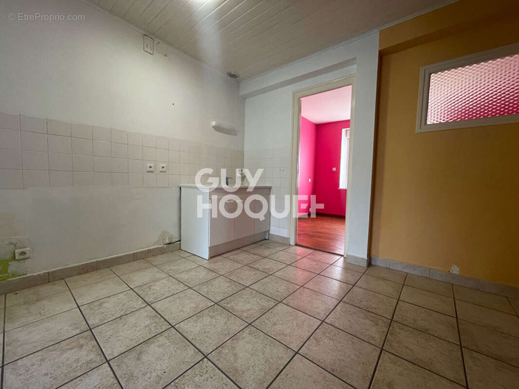 Maison à SAINT-GUYOMARD