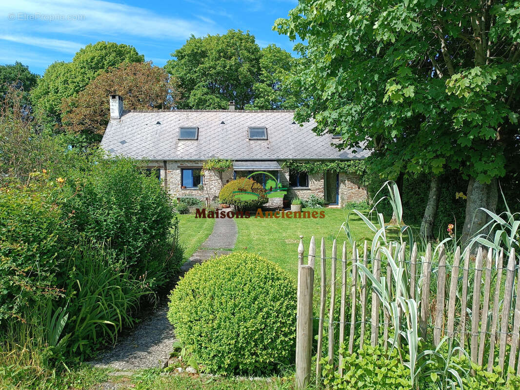 Maison à SAINT-PAUL-DU-VERNAY