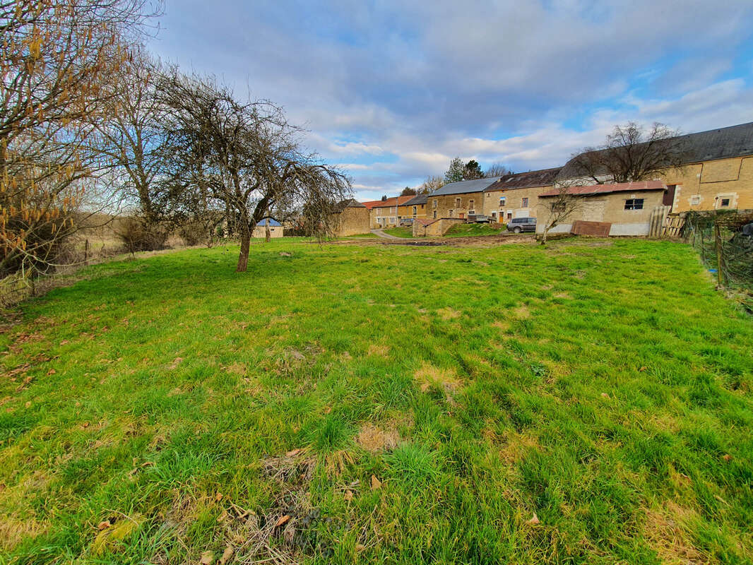 Terrain à GIRONDELLE