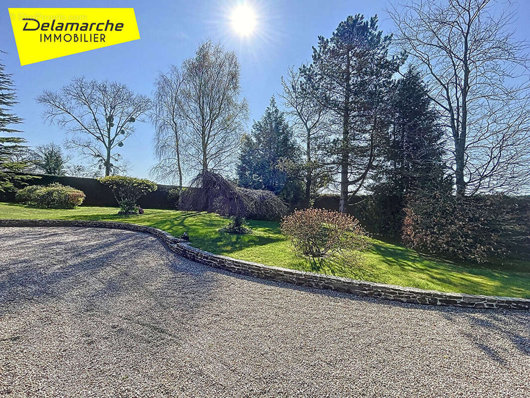 Maison à SAINT-SAMSON-DE-BONFOSSE