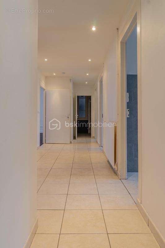 Appartement à AIX-LES-BAINS