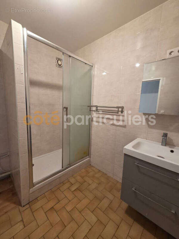 Appartement à AUBERVILLIERS