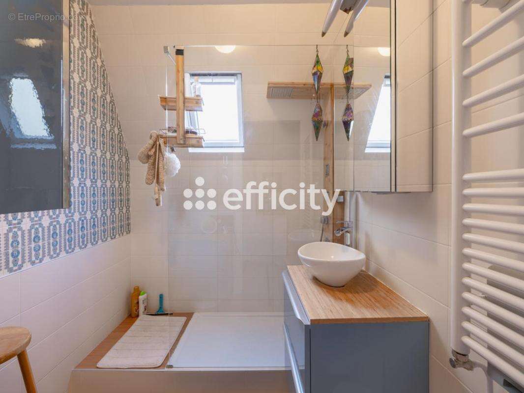 Maison à BRY-SUR-MARNE