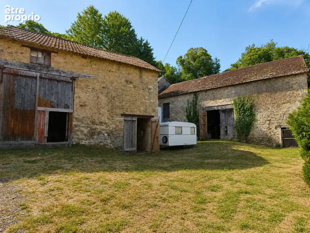 Maison 76 m² à Saint-Leger-Bridereix  - photo 7
