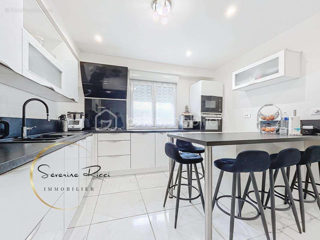 Villa de 145 m² - photo 2