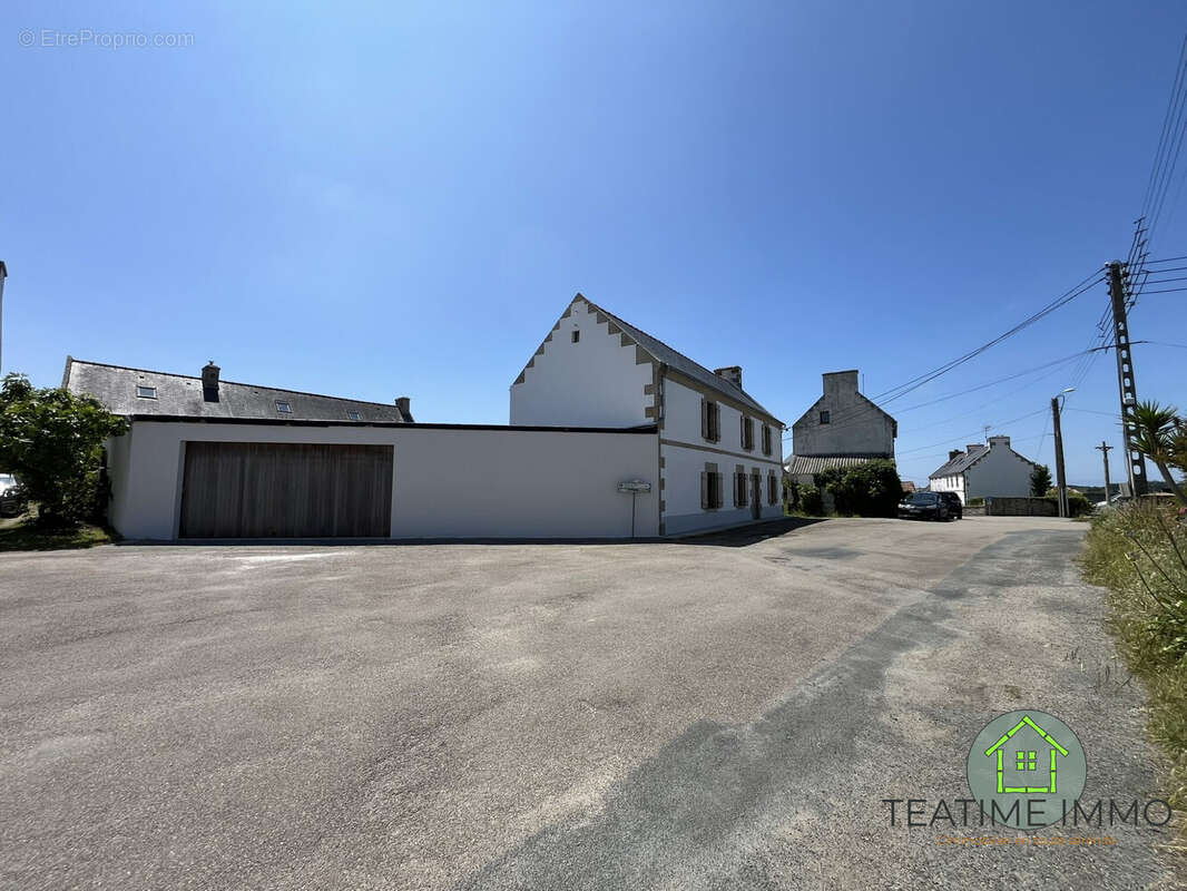 Maison à PLOGOFF