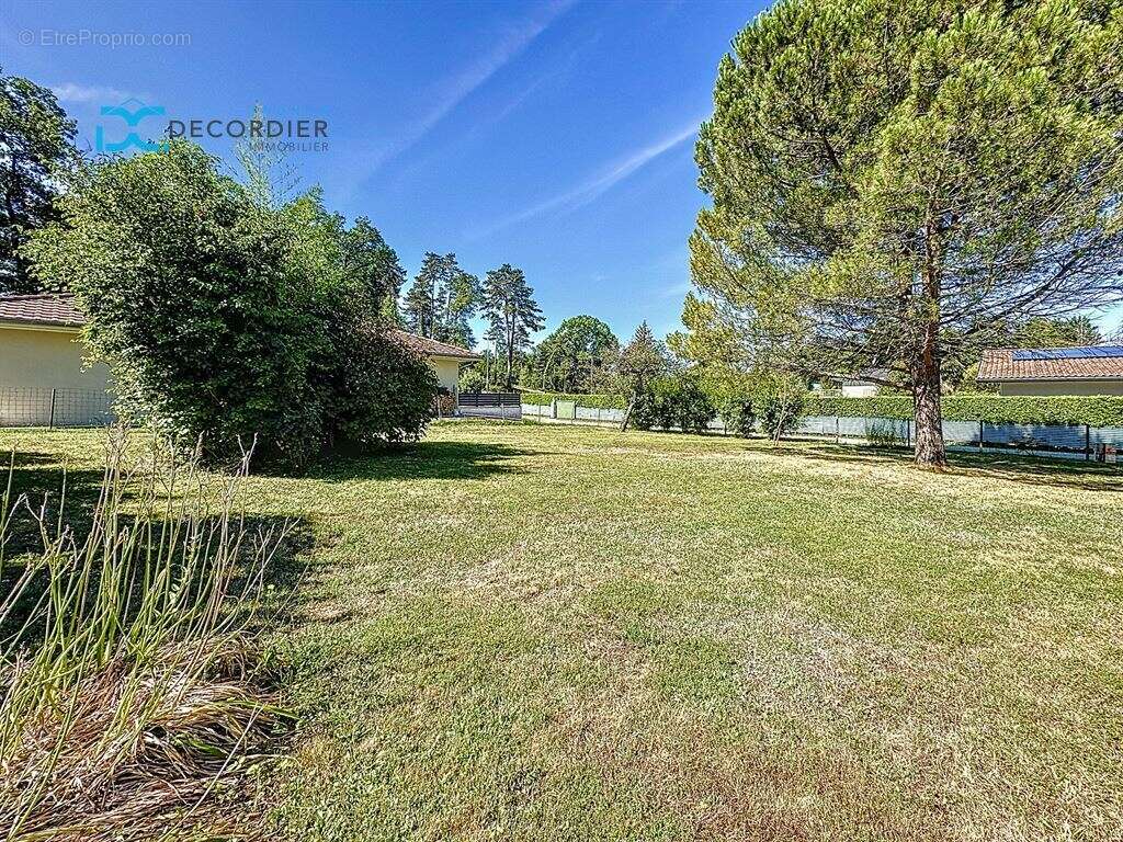 Terrain à THONON-LES-BAINS