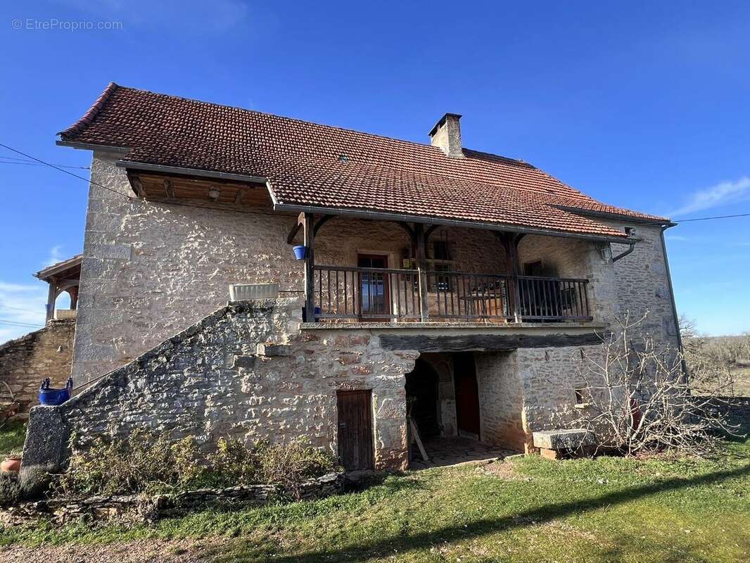 Maison à LIVERNON