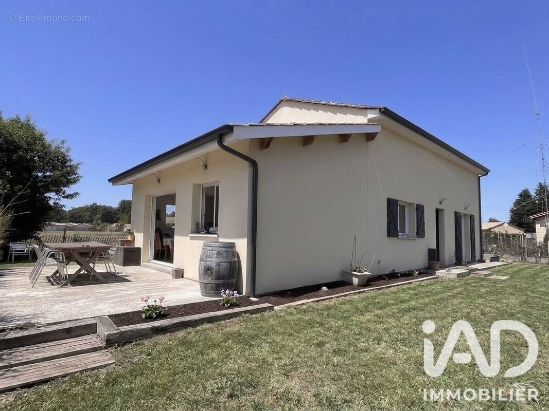 Photo 1 - Maison à VENSAC