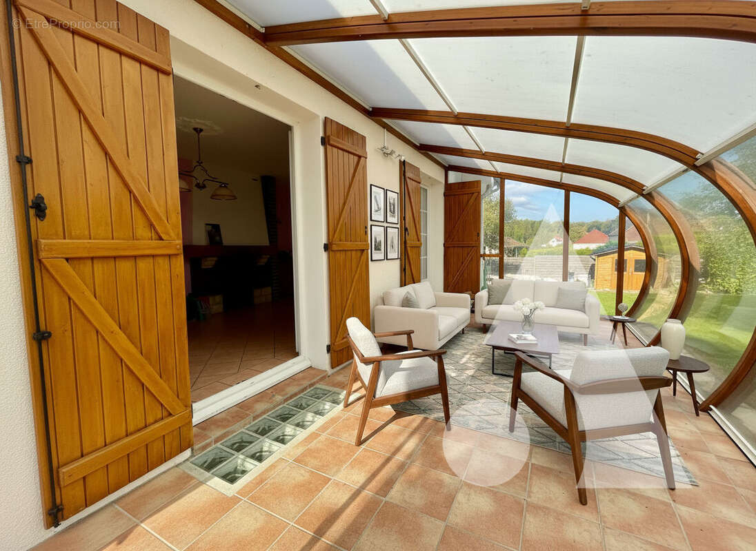 Maison à CHARMONT-SOUS-BARBUISE