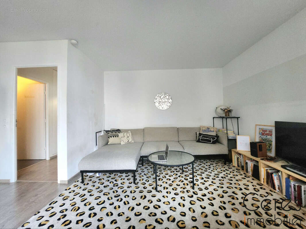 Appartement à ROMAINVILLE