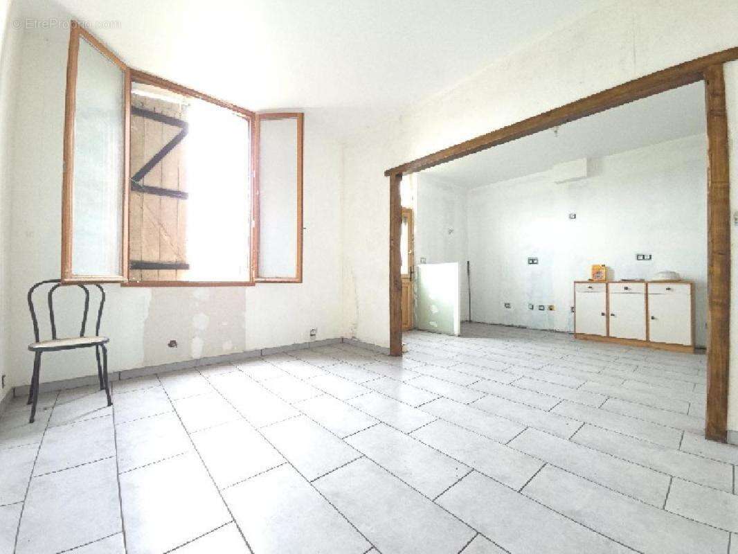 Maison à MONTATAIRE