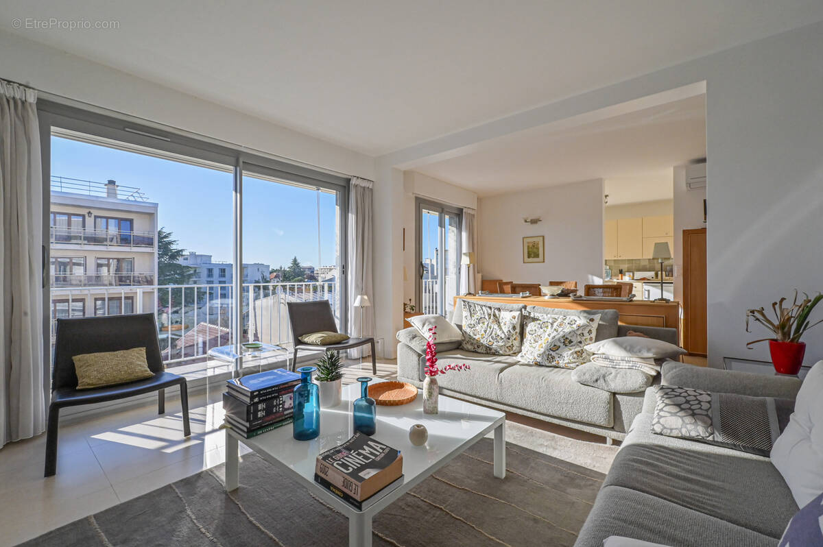 Appartement à SAINT-MAUR-DES-FOSSES