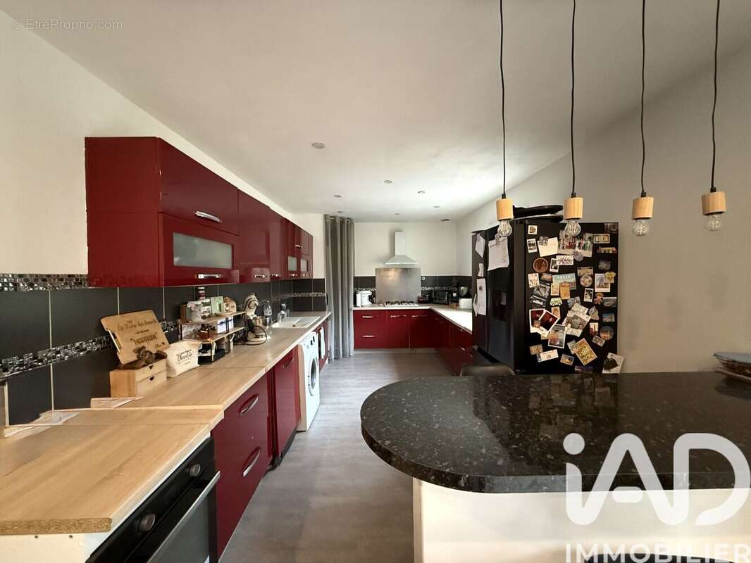 Photo 8 - Maison à VILLENEUVE-LA-GUYARD