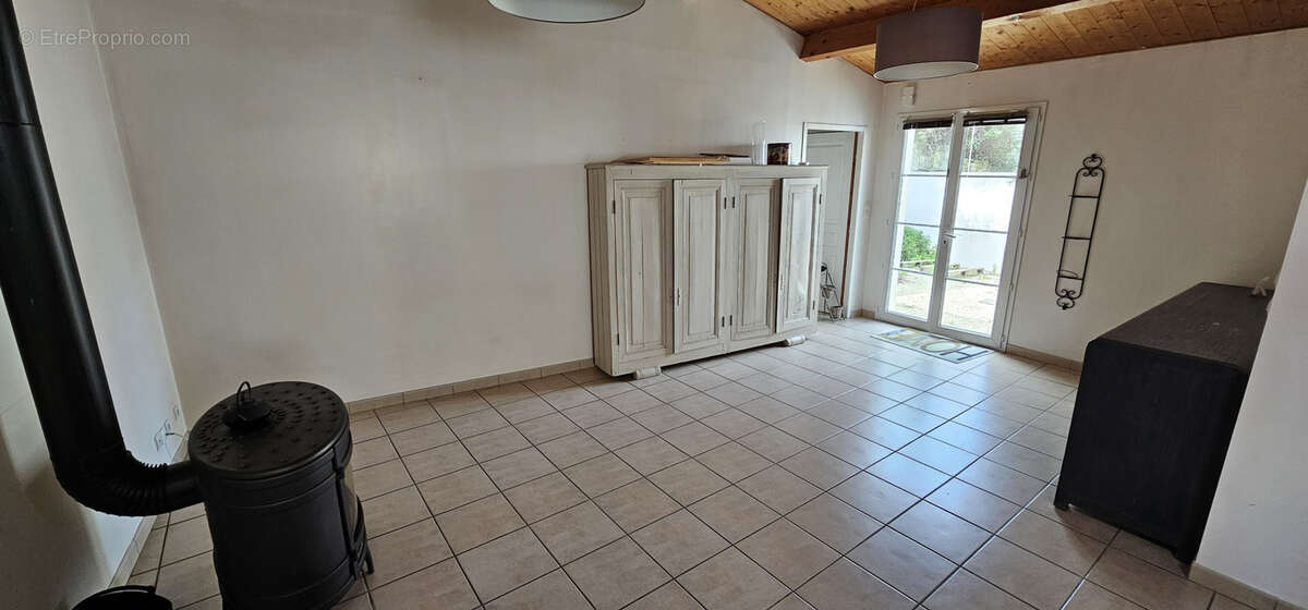 Maison à SAINT-CLEMENT-DES-BALEINES