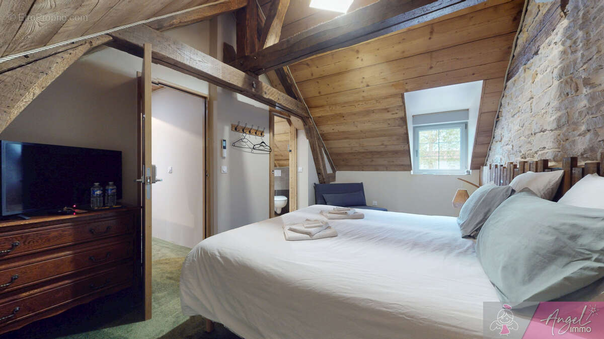 Commerce à ORCHAMPS