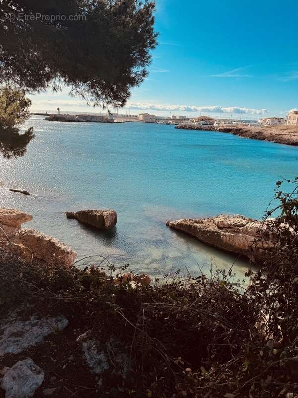 Terrain à MARTIGUES
