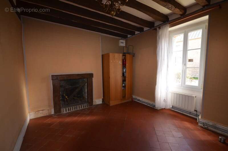 Maison à MONTMIRAIL