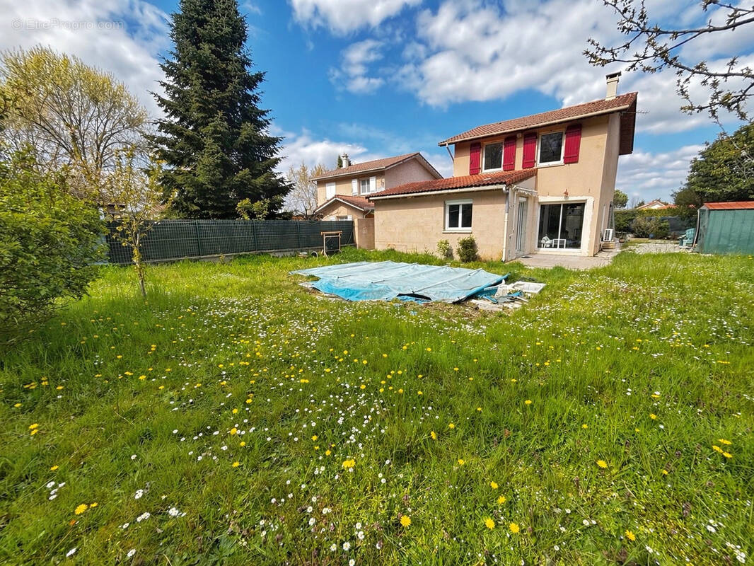 Maison à LA VERPILLIERE