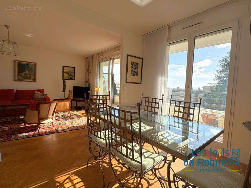 Appartement à LE PLESSIS-ROBINSON