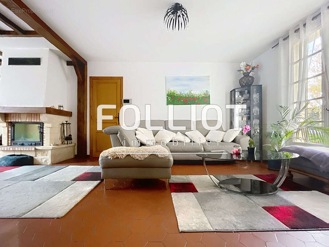 Maison à VILLONS-LES-BUISSONS