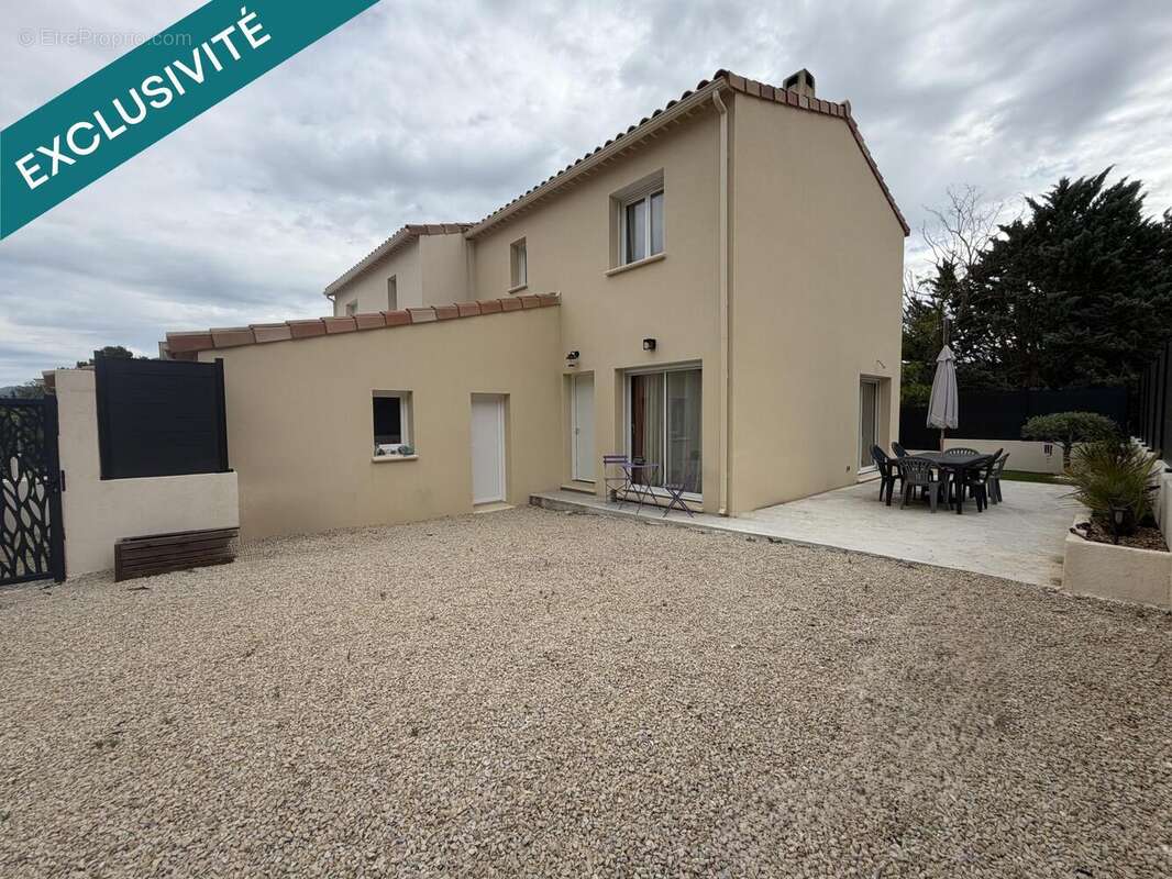 Photo 2 - Maison à LA ROQUE-D'ANTHERON