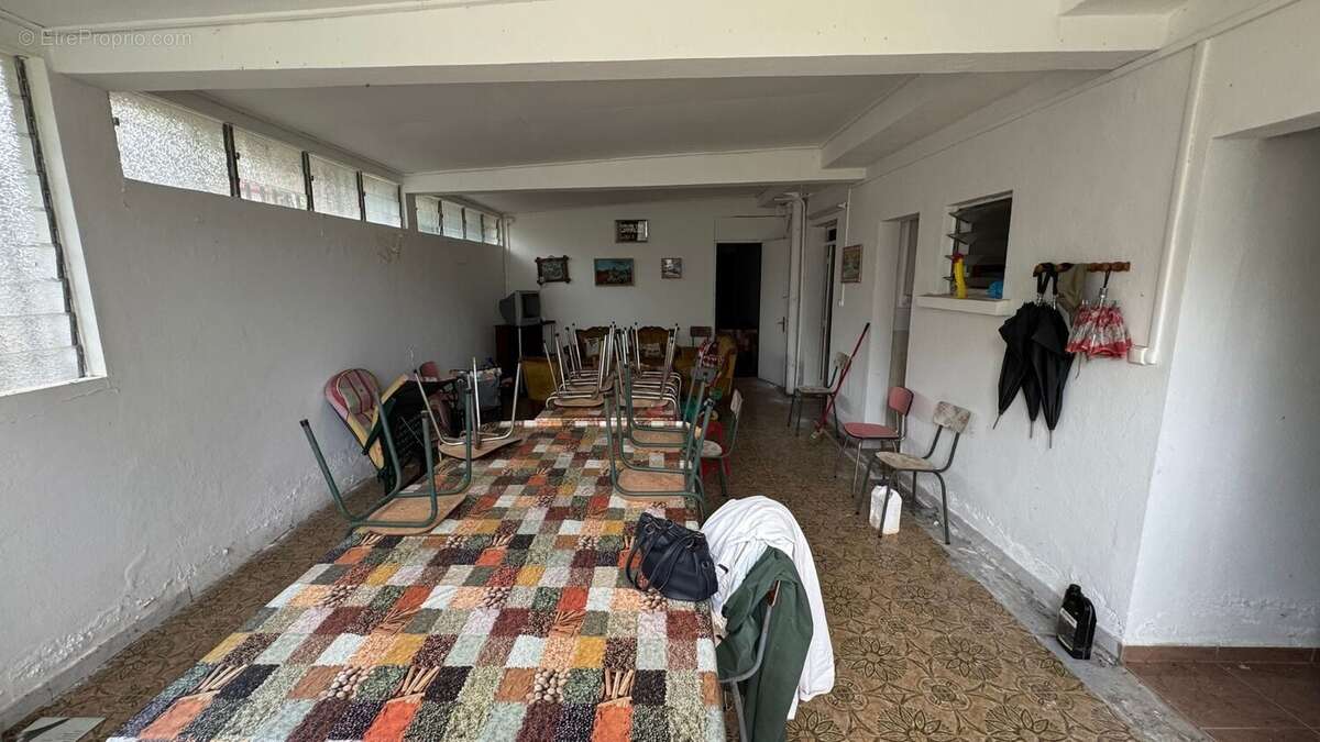 Maison 135 m² à Les Trois-Bassins  - photo 7