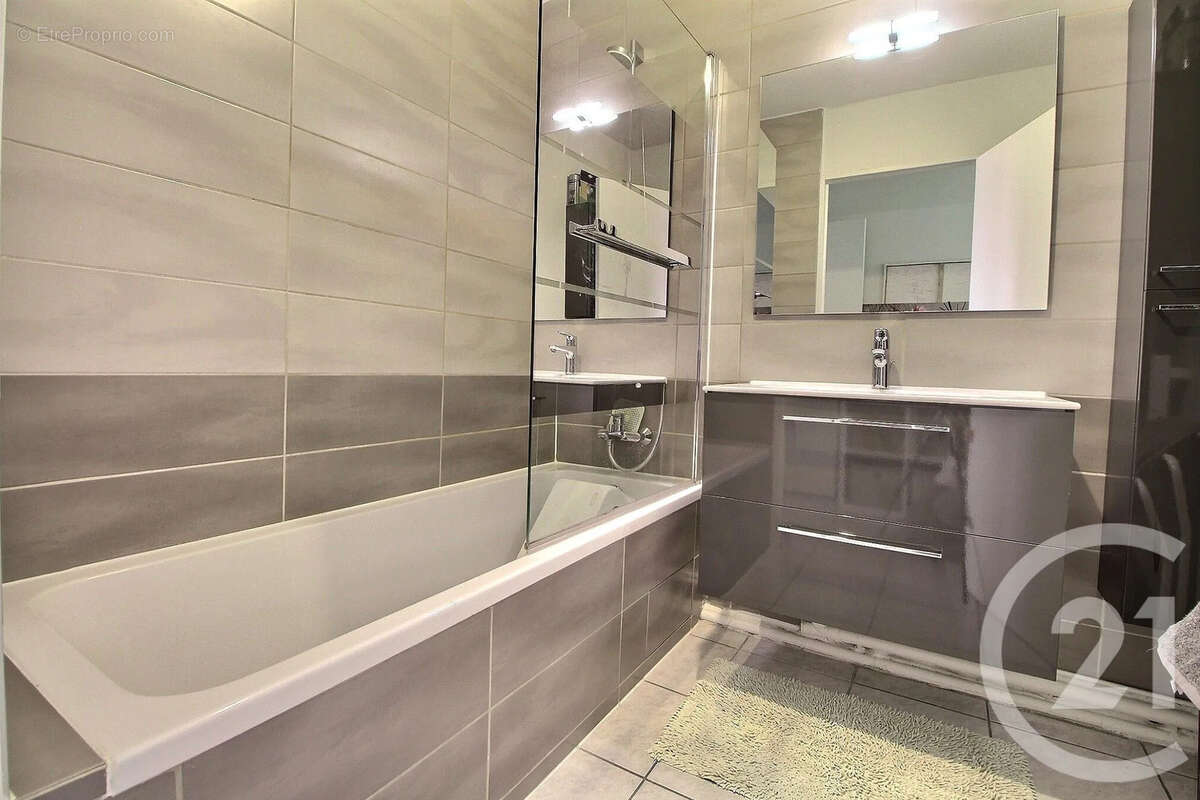 Appartement à PUBLIER
