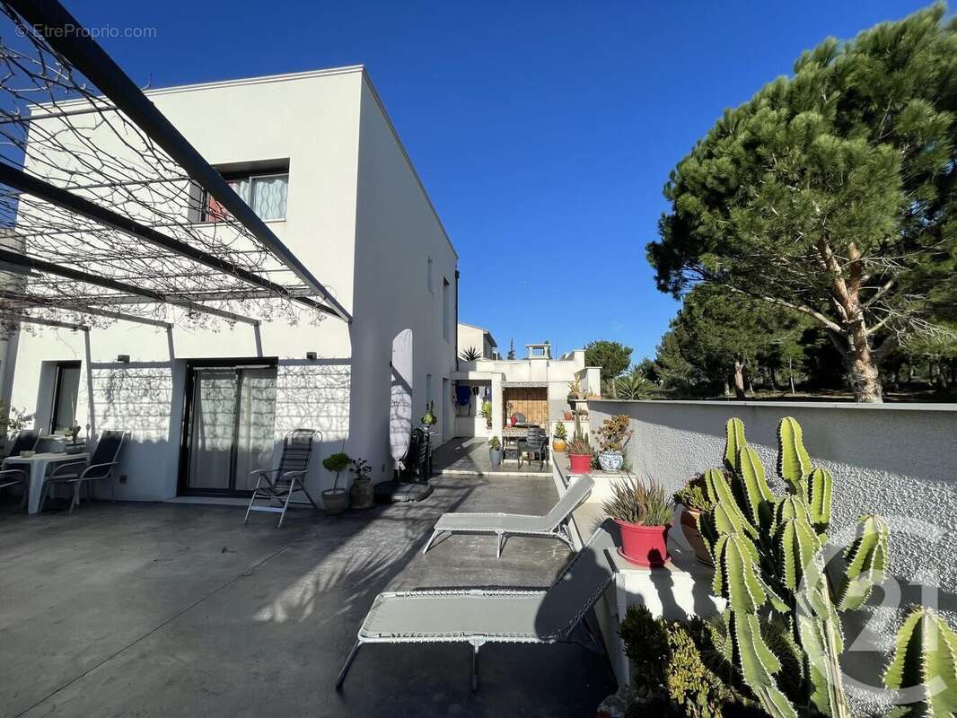 Maison à LATOUR-BAS-ELNE