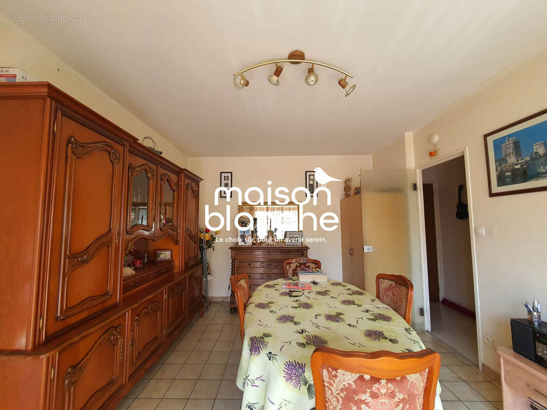 SALON - Appartement à LA ROCHELLE