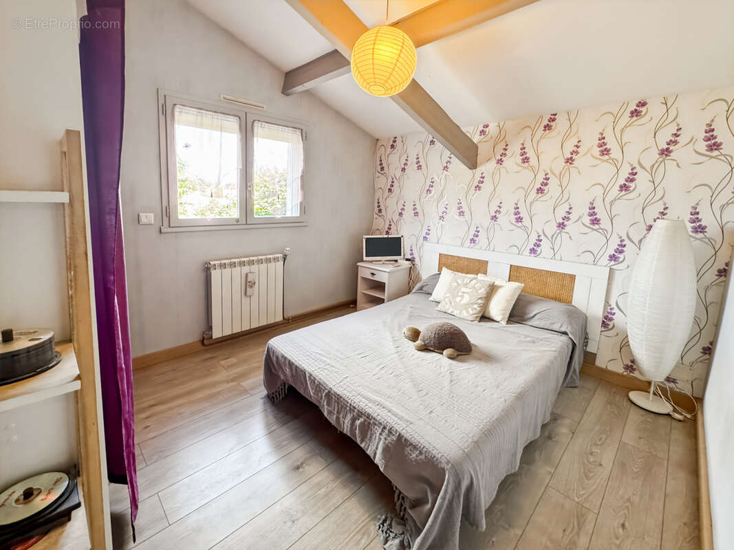 Maison à PAREMPUYRE